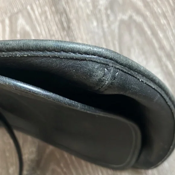 Coach - Picture 11 of 17